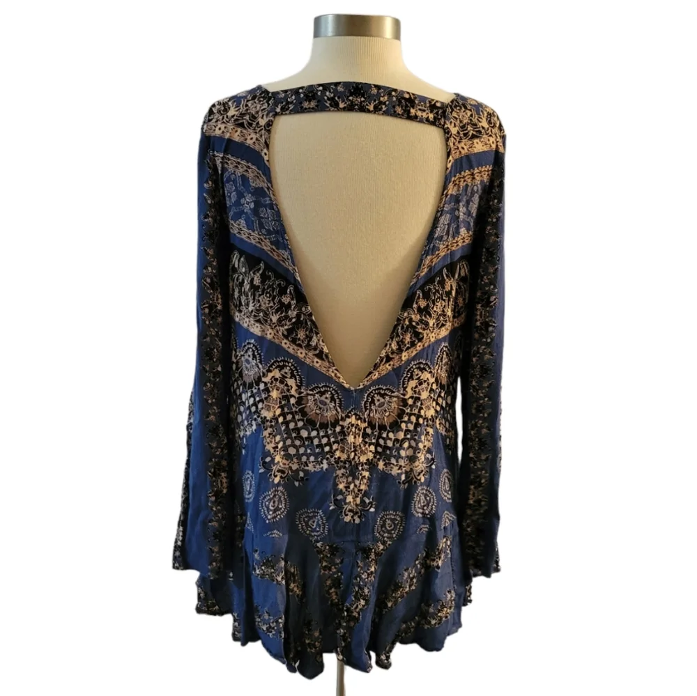 Free People Smooth Talker Tunic Sz M Blue Floral Open Back